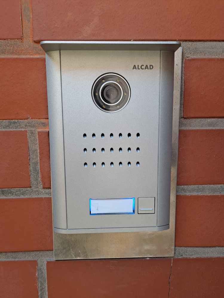 Realizacja montażu anten i instalacji - zdjęcie 03